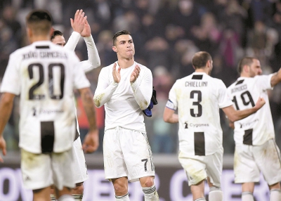 波兰主帅：即使踢得丑陋也要赢球；扎莱夫斯基染黄让我恼火（波兰主帅：宁踢得难看也要取胜，扎莱夫斯基吃黄令我恼火）