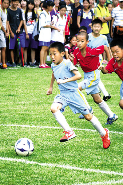 他是真正的绝代双骄继承人（他才是名副其实的绝代双骄传人）