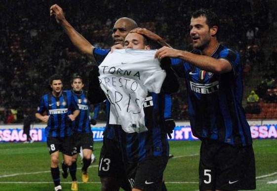 阿斯：皇马高层关注到教练组和球员脱节，他们希望球队反弹（阿斯：皇马高层察觉教练组与球员脱节，盼球队尽快反弹）